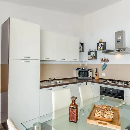Apartment In With Kitchen Miskovici